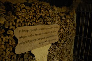 300px-Inscription_in_the_Catacombs_of_Paris.jpg